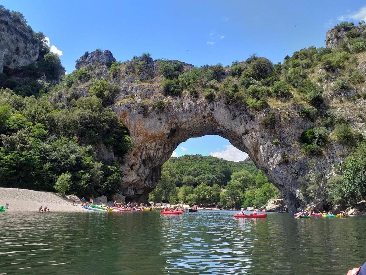 Maison Du Manoir Vallon-Pont-dʼArc Kültér fotó